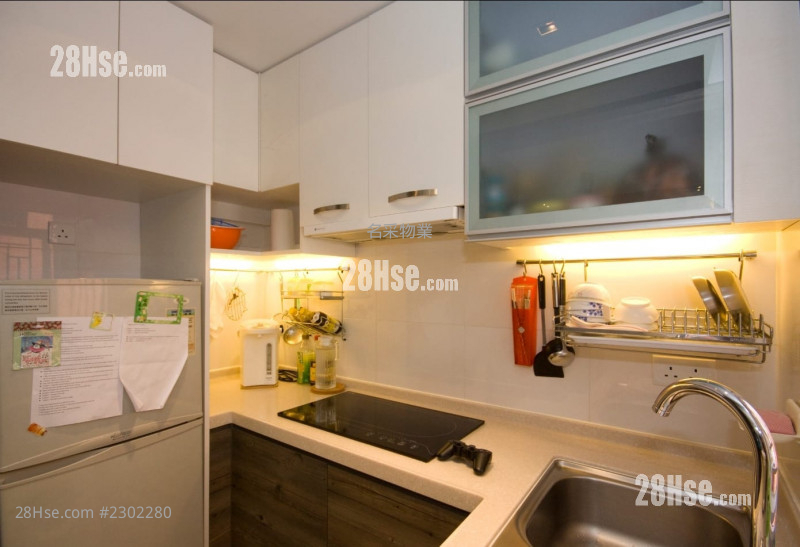 Aik San Mansion Rental 408 ft² Aik San Mansion Rental 408 ft²