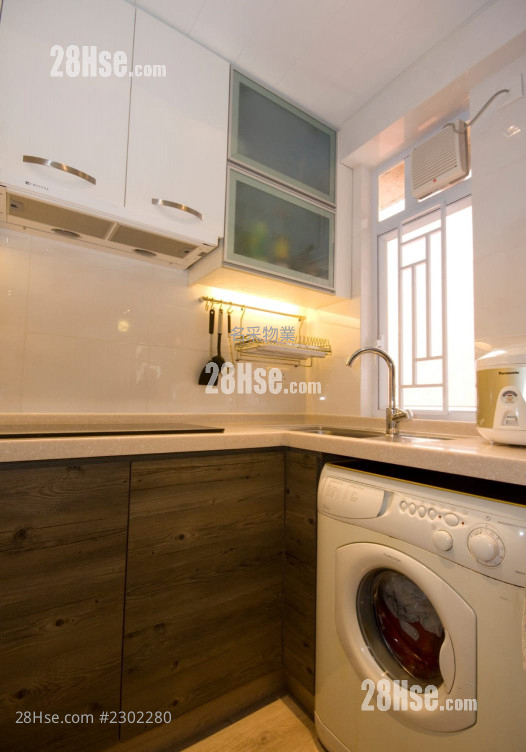 Aik San Mansion Rental 408 ft² Aik San Mansion Rental 408 ft²