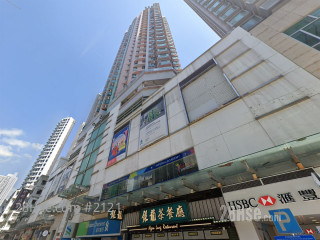 成龍居 大廈