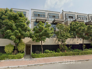 Casa Regalia Building
