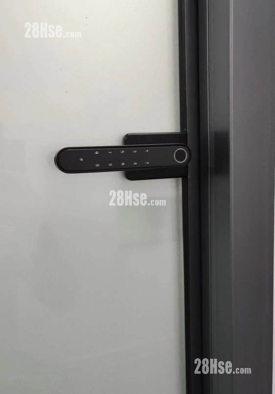 Tin Wui Industrial Building Rental 159 ft² Tin Wui Industrial Building Rental 159 ft²