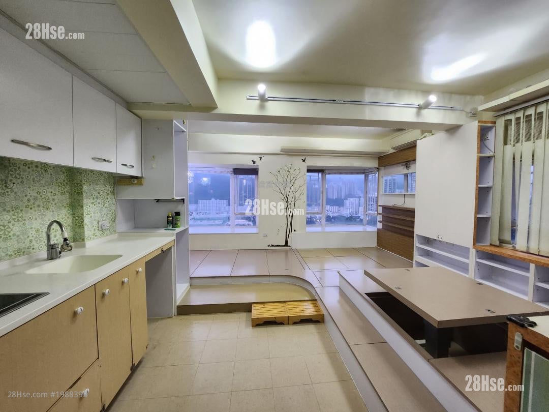 Springfield Garden Rental Studio , 1 Bathroom 316 ft²