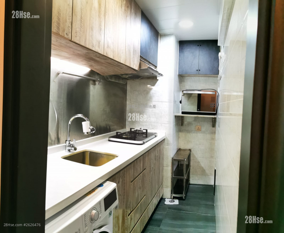 Full Wealth Gardens Sell 2 Bedrooms , 1 Bathroom 450 ft² Full Wealth Gardens Sell 2 Bedrooms , 1 Bathroom 450 ft²