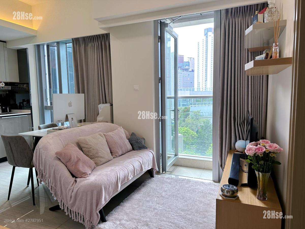 Cullinan West Sell 1 Bedroom , 1 Bathroom 371 ft² Cullinan West Sell 1 Bedroom , 1 Bathroom 371 ft²