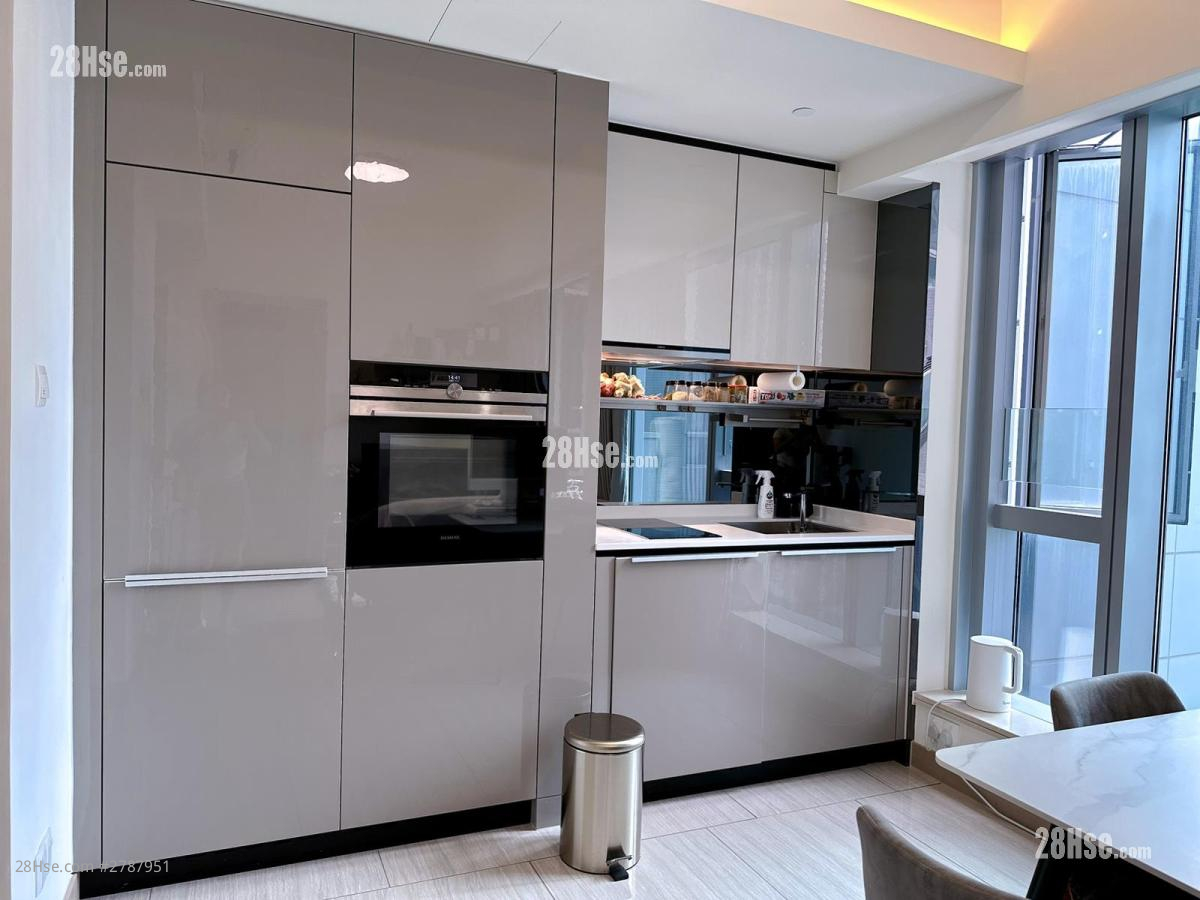 Cullinan West Sell 1 Bedroom , 1 Bathroom 371 ft² Cullinan West Sell 1 Bedroom , 1 Bathroom 371 ft²