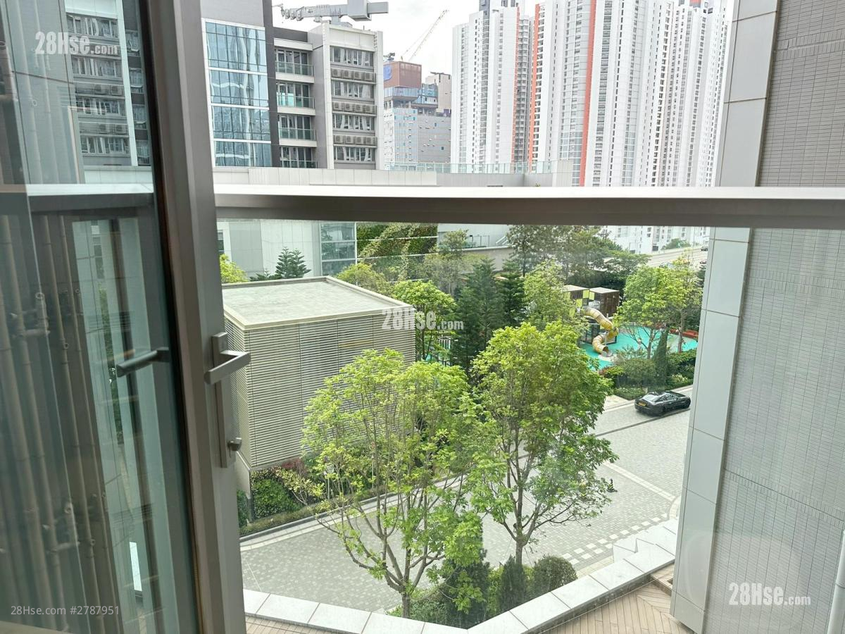 Cullinan West Sell 1 Bedroom , 1 Bathroom 371 ft² Cullinan West Sell 1 Bedroom , 1 Bathroom 371 ft²