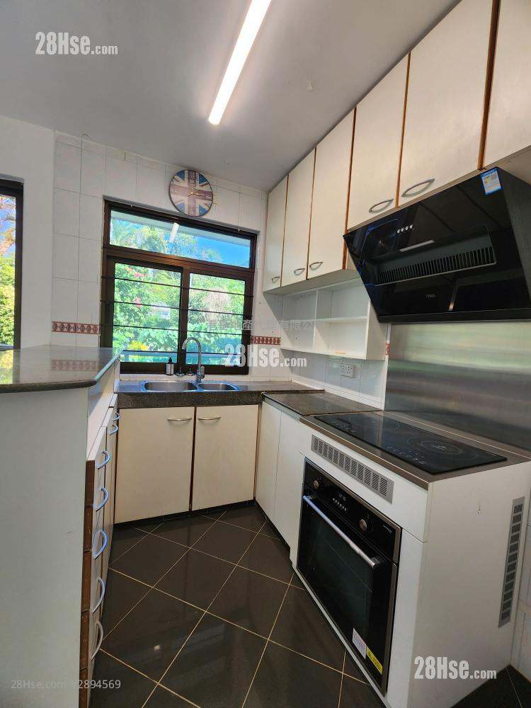 Village Rental 3 Bedrooms , 3 Bathrooms 1,500 ft² Village Rental 3 Bedrooms , 3 Bathrooms 1,500 ft²