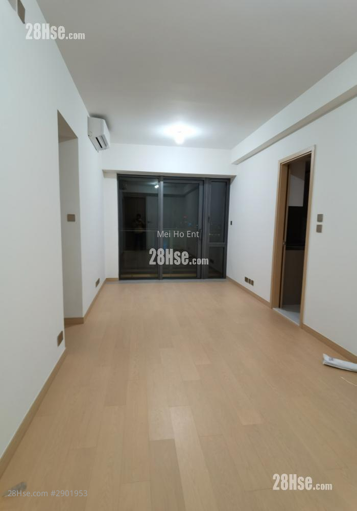 K. Summit Rental 3 Bedrooms 762 ft²