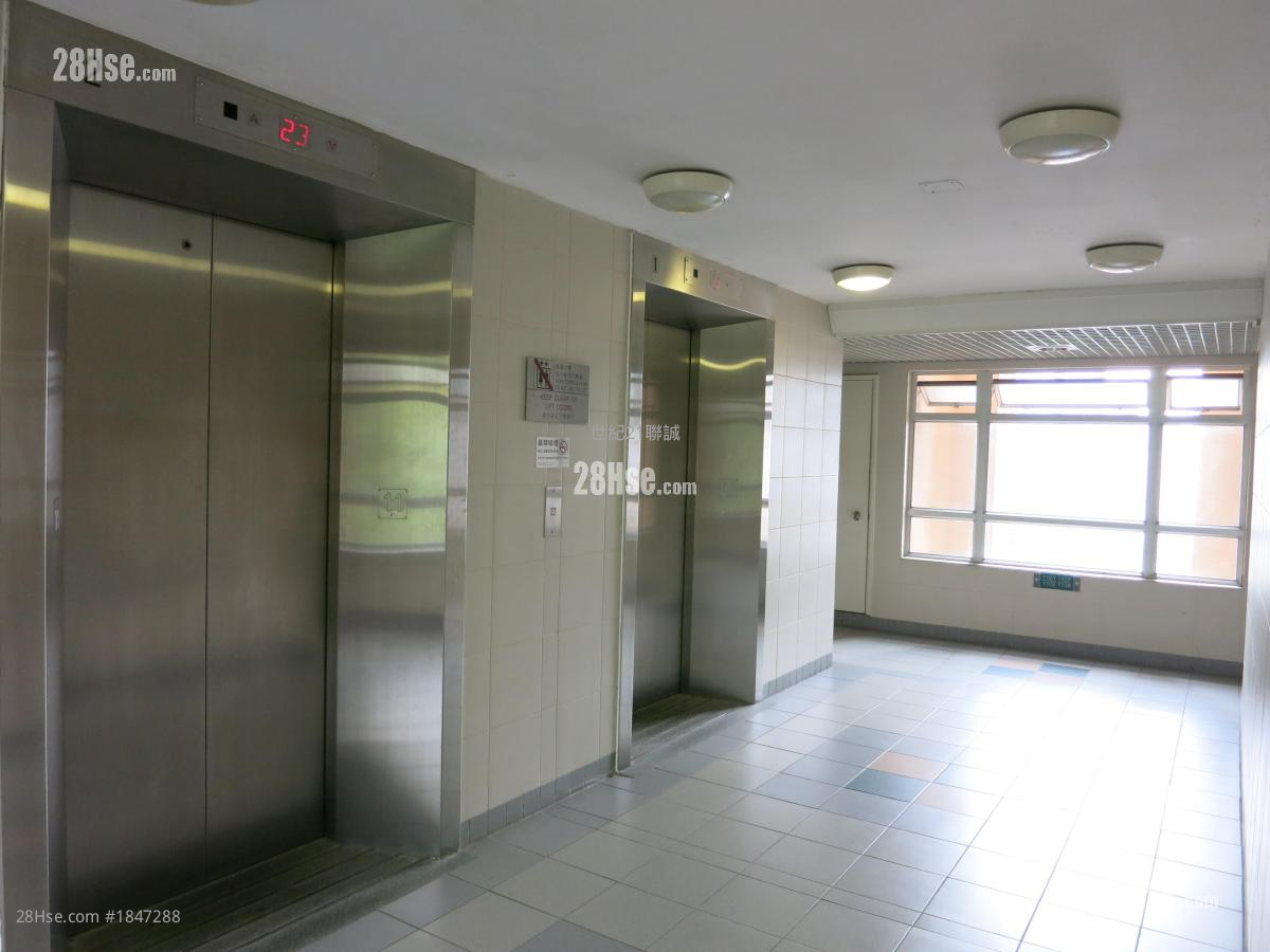 Lei On Court Sell 2 Bedrooms , 1 Bathroom 506 ft² Lei On Court Sell 2 Bedrooms , 1 Bathroom 506 ft²