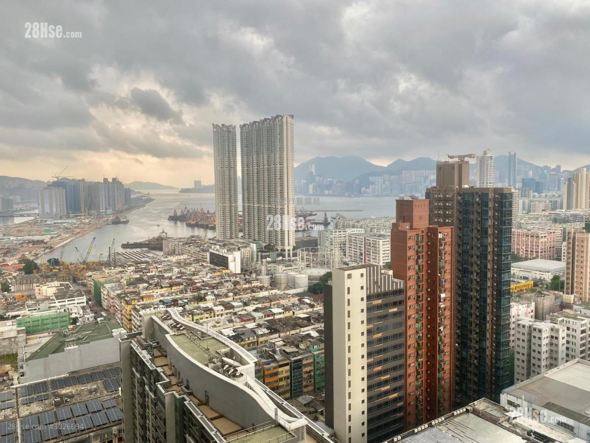 傲雲峰 售盤 2 房 , 1 浴室 452 平方呎 傲雲峰 售盤 2 房 , 1 浴室 452 平方呎