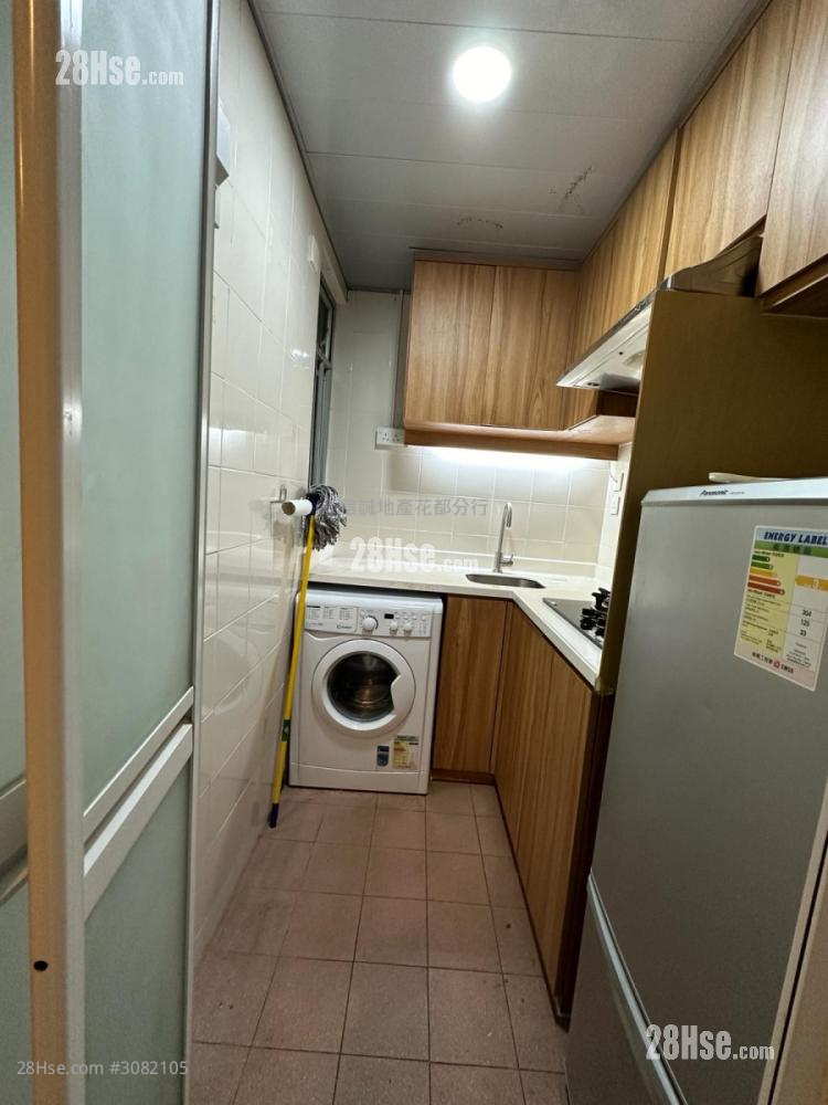 Flora Plaza Rental 2 Bedrooms , 1 Bathroom 370 ft² Flora Plaza Rental 2 Bedrooms , 1 Bathroom 370 ft²