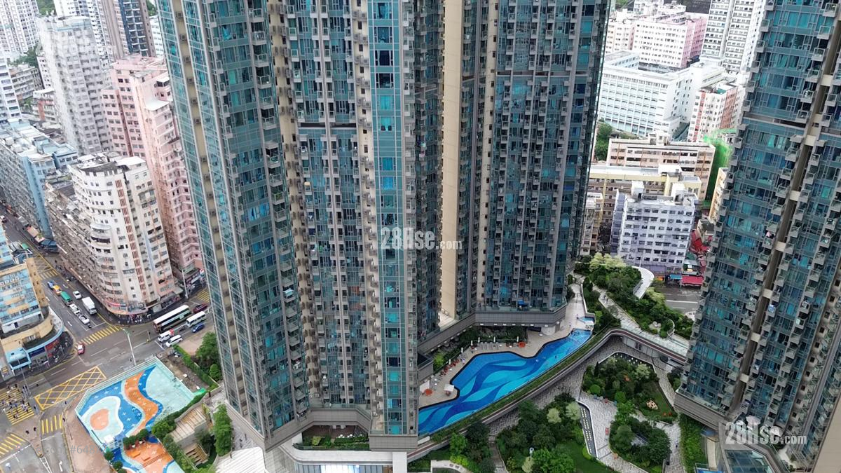 觀塘凱滙一共有1999伙,為區內新晉指標屋苑。