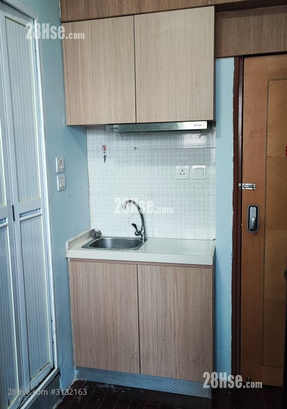Shing Tak Mansion Rental Studio , 1 Bathroom 110 ft² Shing Tak Mansion Rental Studio , 1 Bathroom 110 ft²