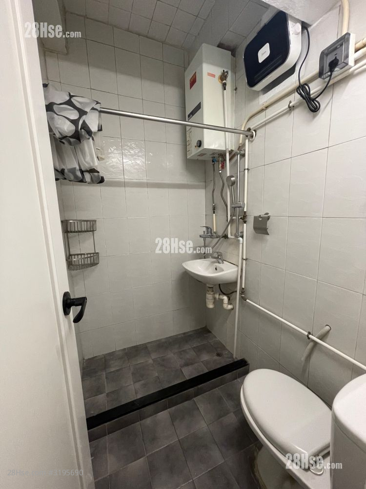 Yam Yuen Mansion Rental 5+ Bedrooms , 2 Bathrooms 77 ft² Yam Yuen Mansion Rental 5+ Bedrooms , 2 Bathrooms 77 ft²