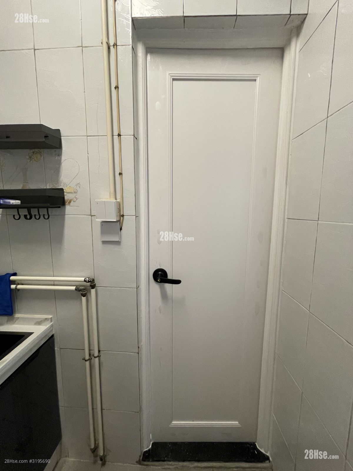 Yam Yuen Mansion Rental 5+ Bedrooms , 2 Bathrooms 77 ft² Yam Yuen Mansion Rental 5+ Bedrooms , 2 Bathrooms 77 ft²