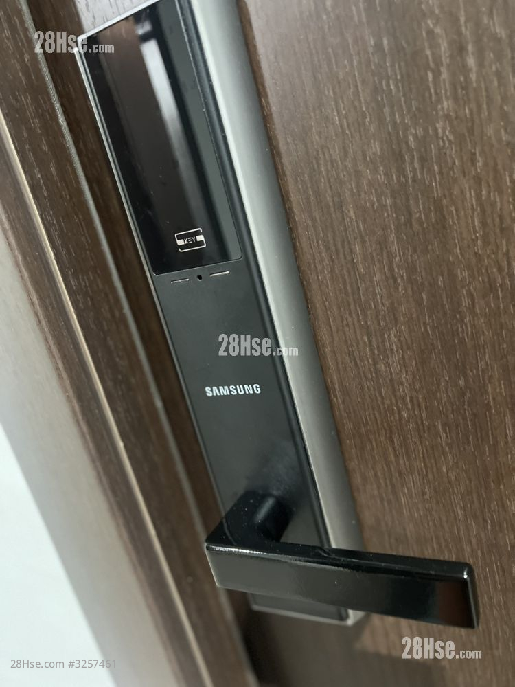 源盛工業大廈 租盤 1 房 源盛工業大廈 租盤 1 房
