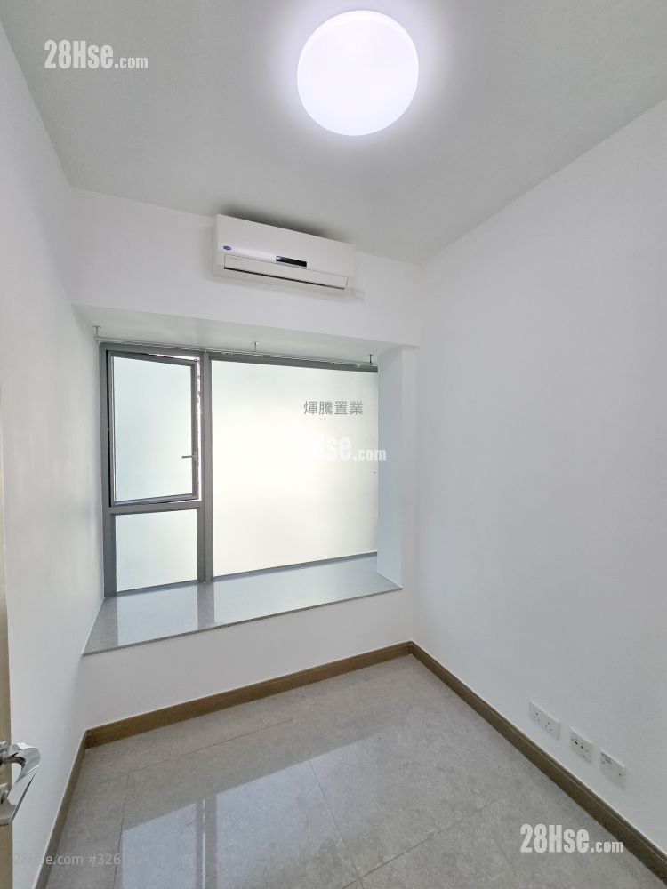 Diva Sell 721 ft² Diva Sell 721 ft²