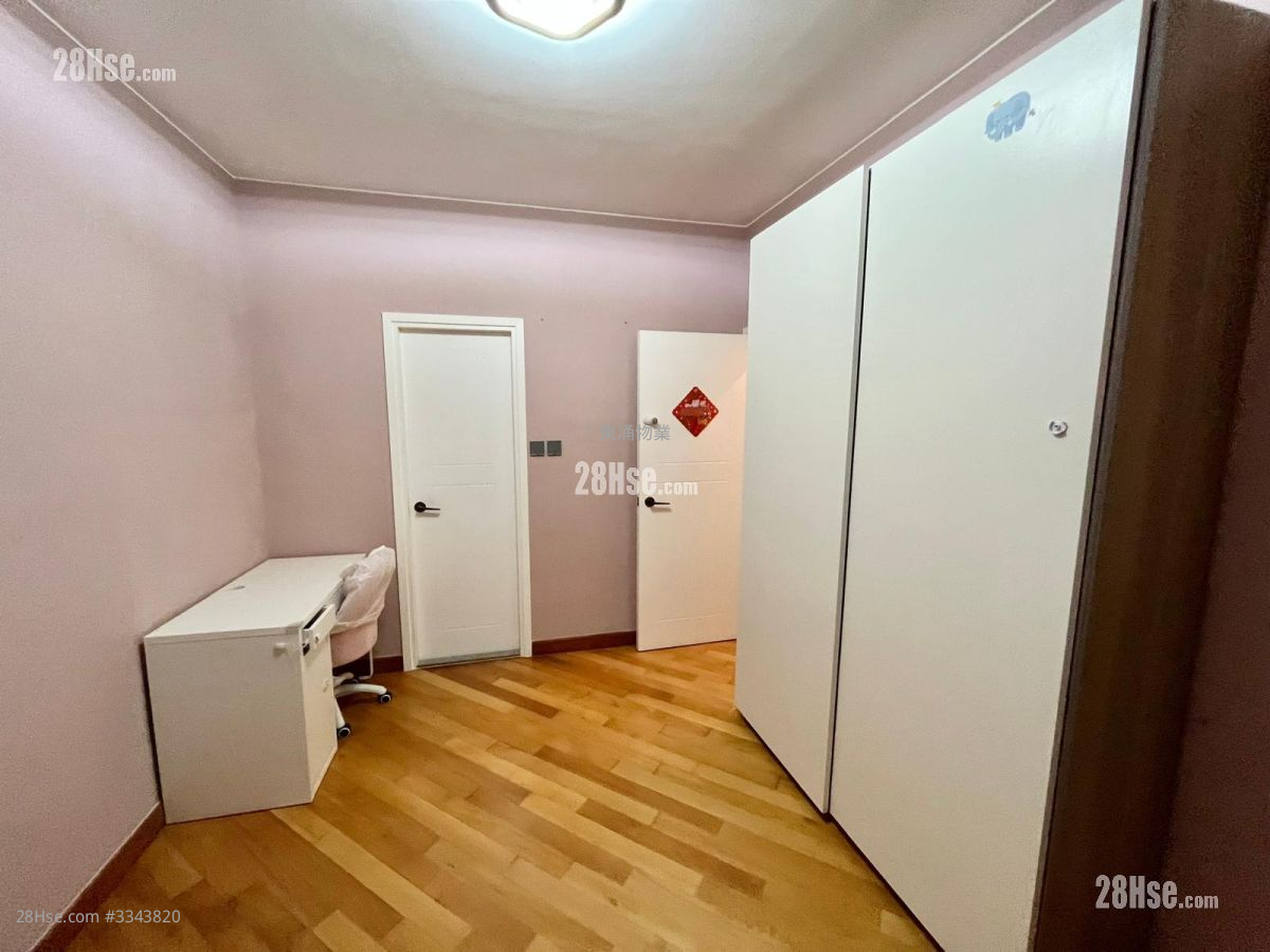 藍天海岸 售盤 3 房 , 2 浴室 781 平方呎 藍天海岸 售盤 3 房 , 2 浴室 781 平方呎