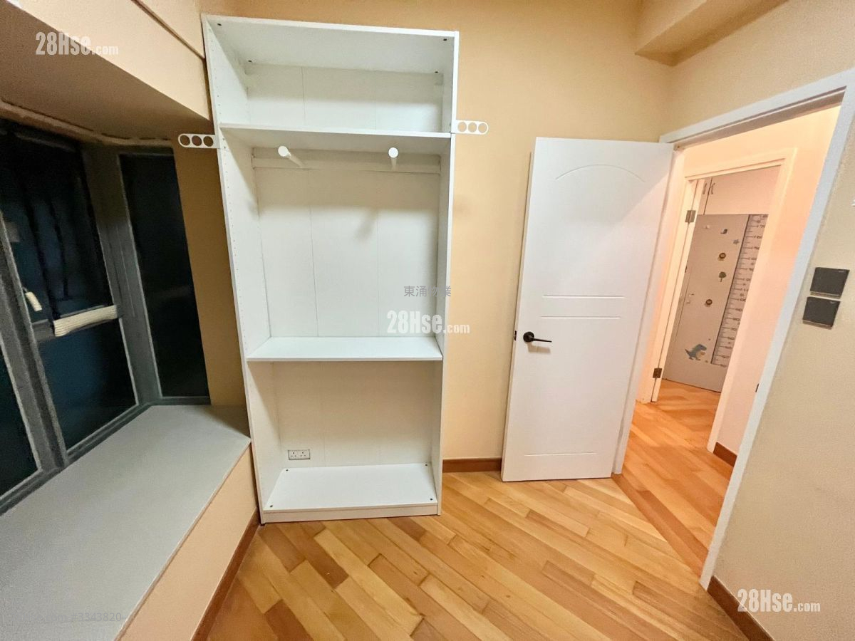 藍天海岸 售盤 3 房 , 2 浴室 781 平方呎 藍天海岸 售盤 3 房 , 2 浴室 781 平方呎