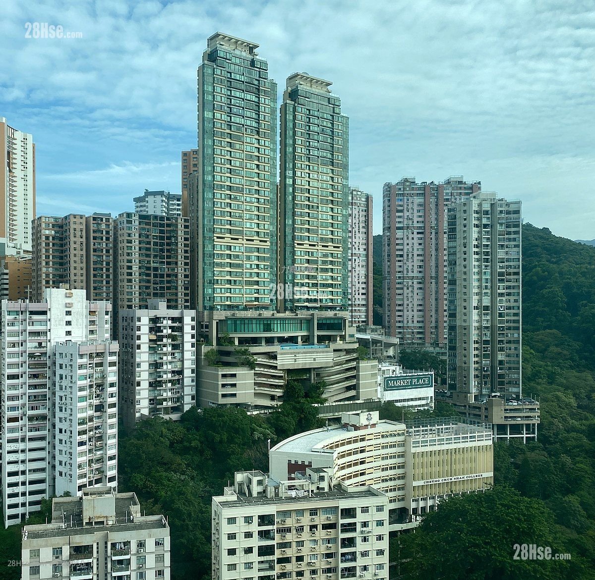 Sky Horizon Sell 3 Bedrooms , 2 Bathrooms 1,000 ft² Sky Horizon Sell 3 Bedrooms , 2 Bathrooms 1,000 ft²