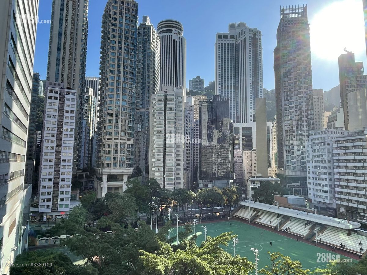 軒尼詩大樓 售盤 3 房 , 2 浴室 834 平方呎