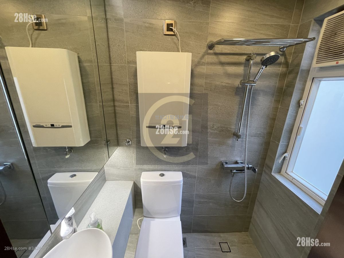 Mannie Garden Sell Studio , 1 Bathroom 203 ft² Mannie Garden Sell Studio , 1 Bathroom 203 ft²