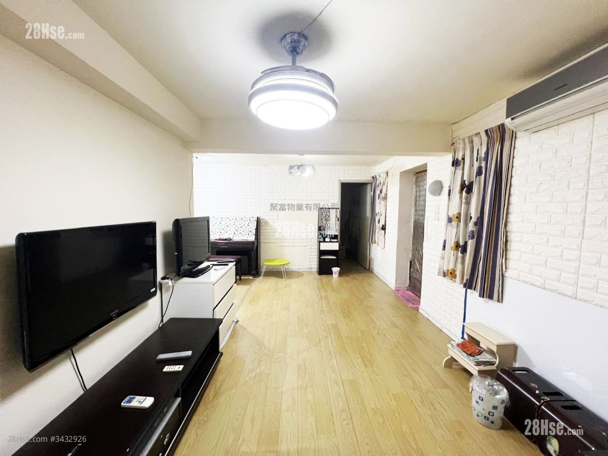 村屋 售盤 2 房 , 1 浴室