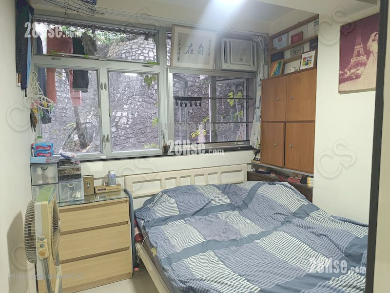 Tai Ming House Sell 2 Bedrooms , 1 Bathroom 380 ft² Tai Ming House Sell 2 Bedrooms , 1 Bathroom 380 ft²