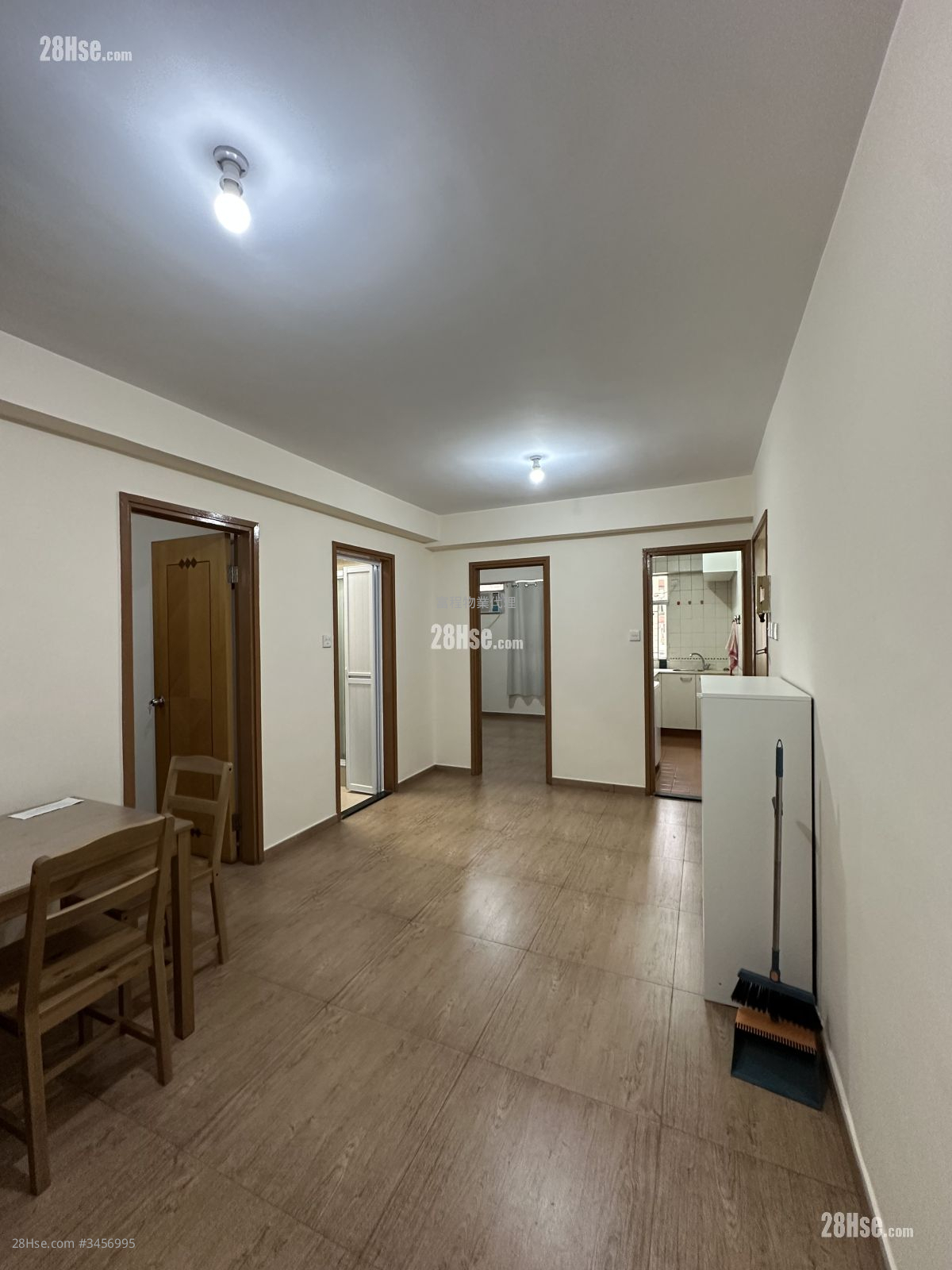 翠珊園 售盤 2 房 , 1 浴室 450 平方呎 翠珊園 售盤 2 房 , 1 浴室 450 平方呎