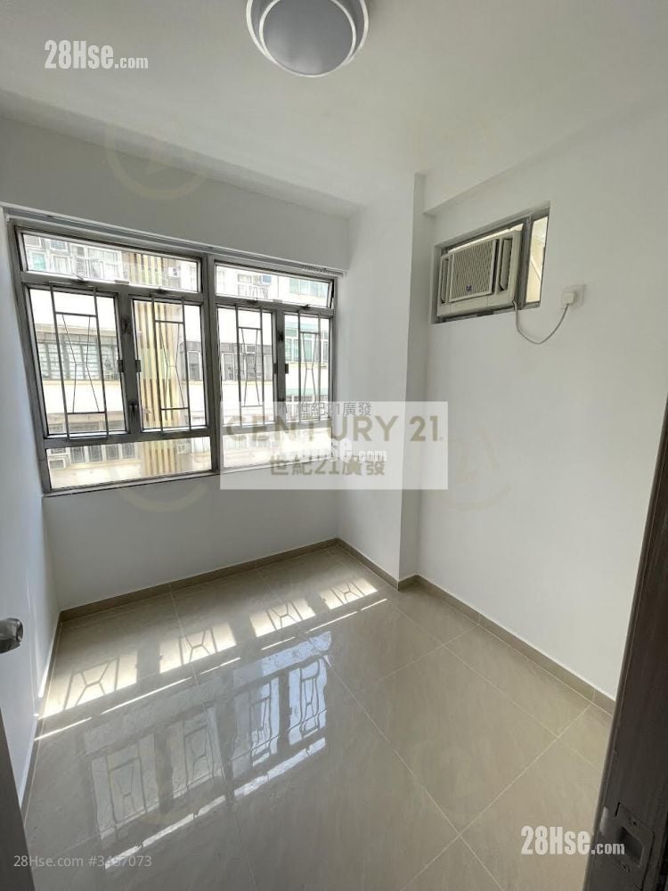 單幢樓房 售盤 2 房 , 1 浴室 285 平方呎 單幢樓房 售盤 2 房 , 1 浴室 285 平方呎