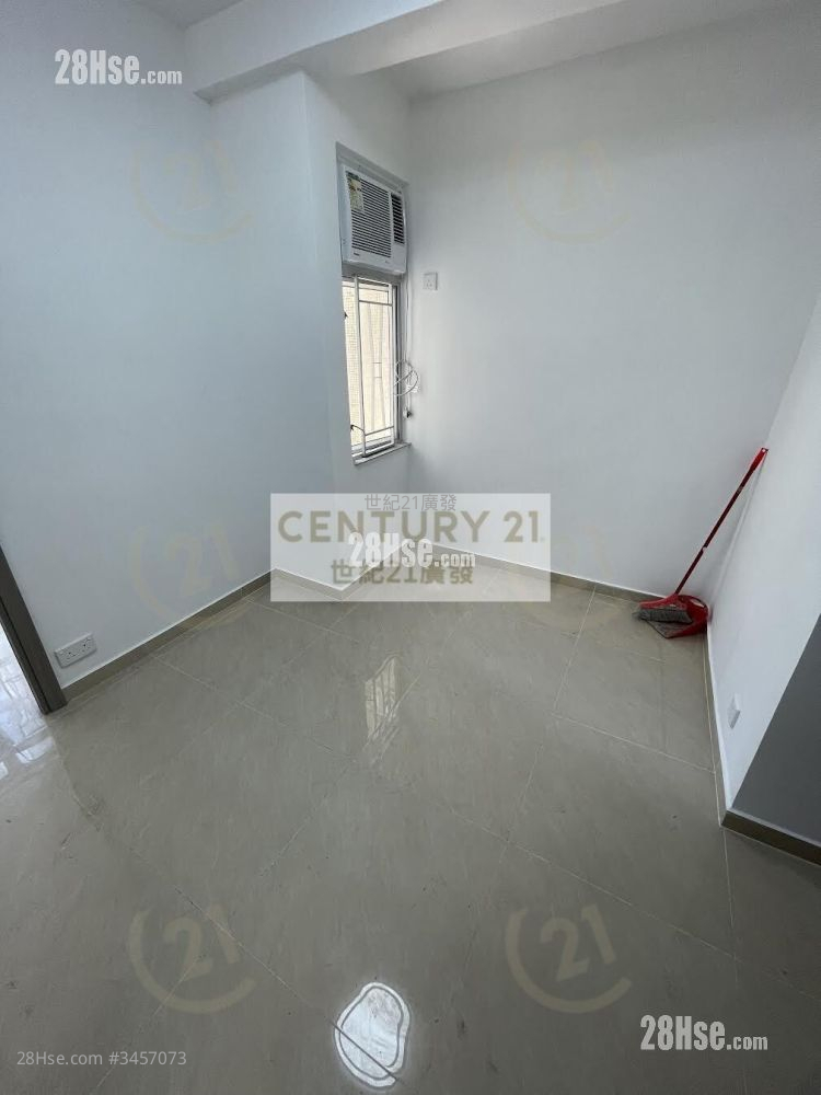 單幢樓房 售盤 2 房 , 1 浴室 285 平方呎 單幢樓房 售盤 2 房 , 1 浴室 285 平方呎