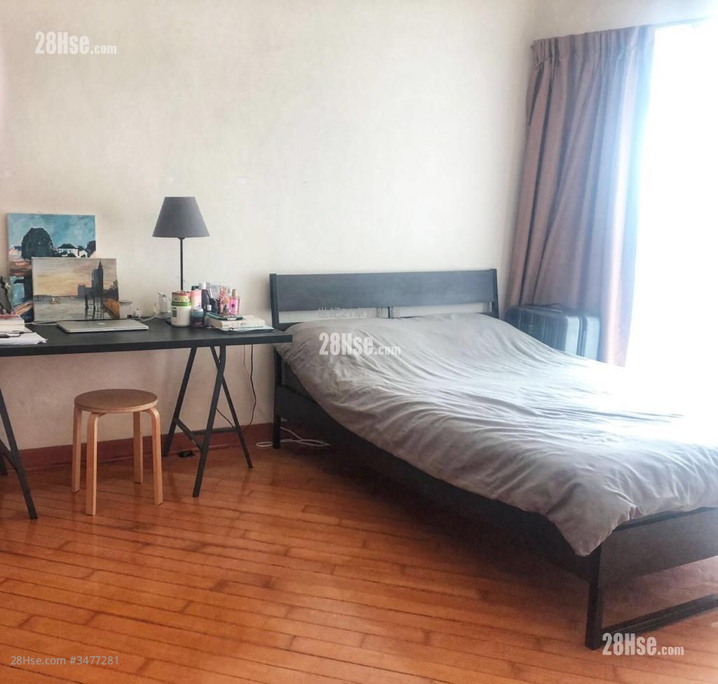 Royal Peninsula Sell Studio , 1 Bathroom 384 ft² Royal Peninsula Sell Studio , 1 Bathroom 384 ft²