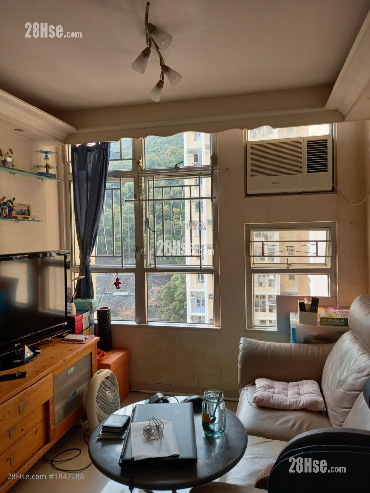 Lei On Court Sell 2 Bedrooms , 1 Bathroom 506 ft² Lei On Court Sell 2 Bedrooms , 1 Bathroom 506 ft²