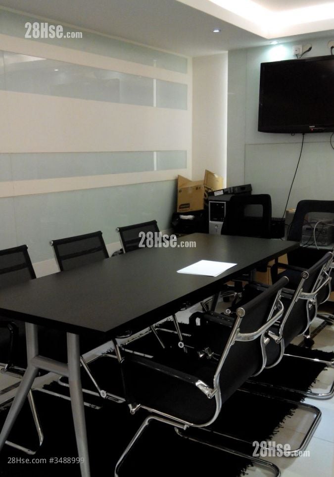 信義工業大廈 租盤 100 平方呎