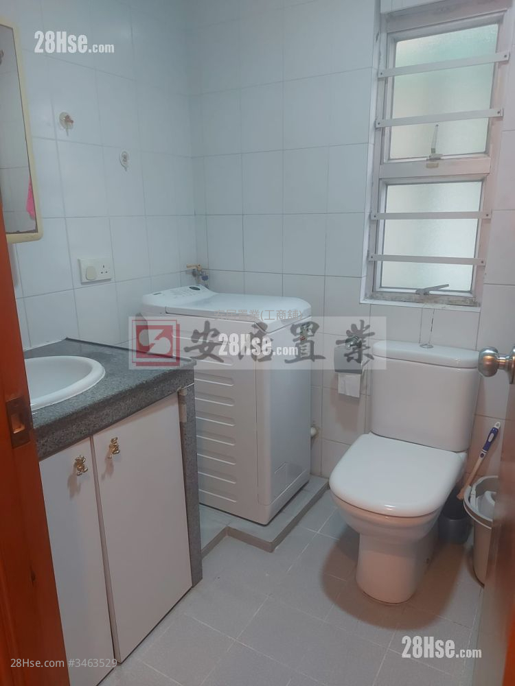 Neptune Terrace Sell 3 Bedrooms 700 ft² Neptune Terrace Sell 3 Bedrooms 700 ft²