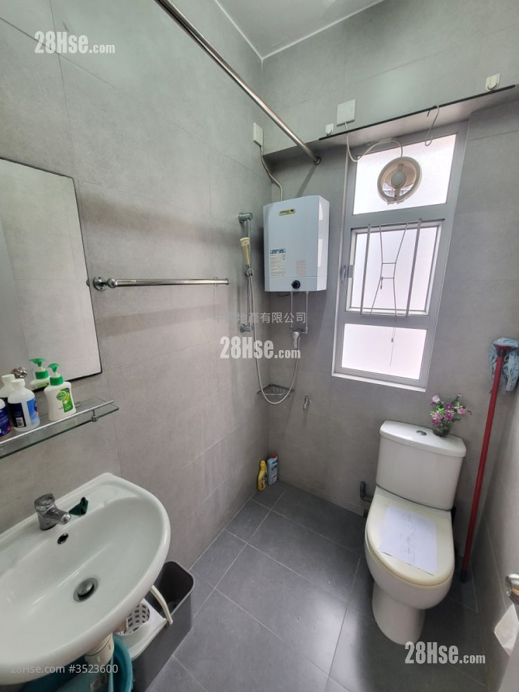 恆福大廈 租盤 2 房 , 1 浴室 305 平方呎 恆福大廈 租盤 2 房 , 1 浴室 305 平方呎