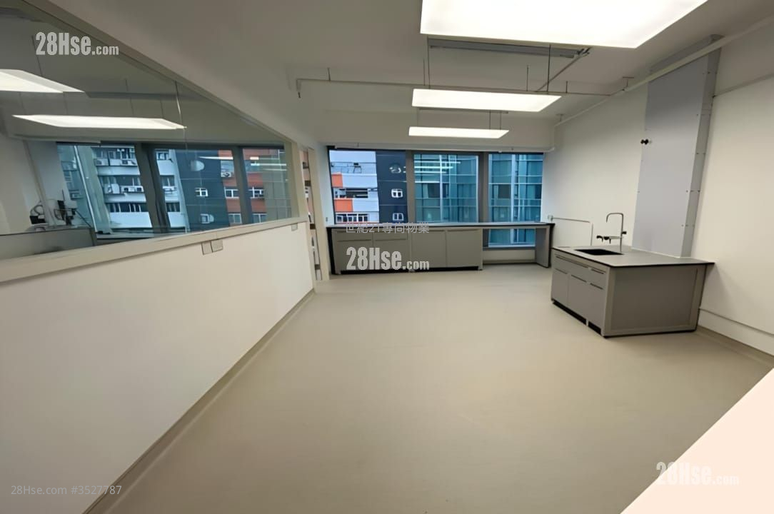 M Place 租盘