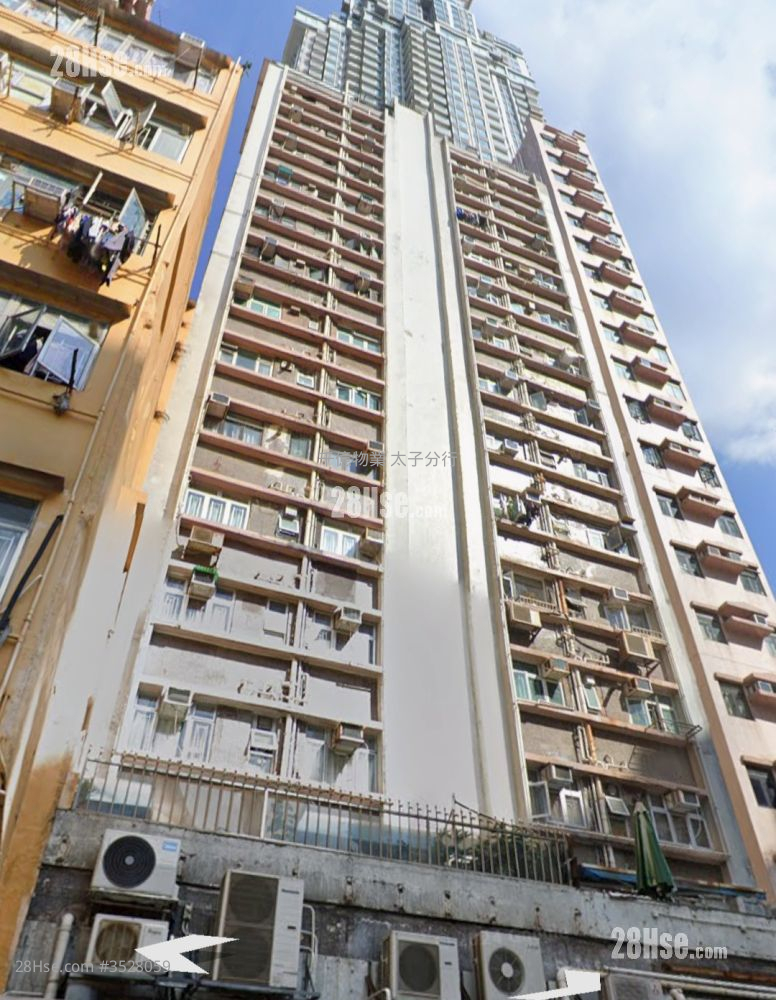 福全大厦 售盘 3 房 448 平方尺