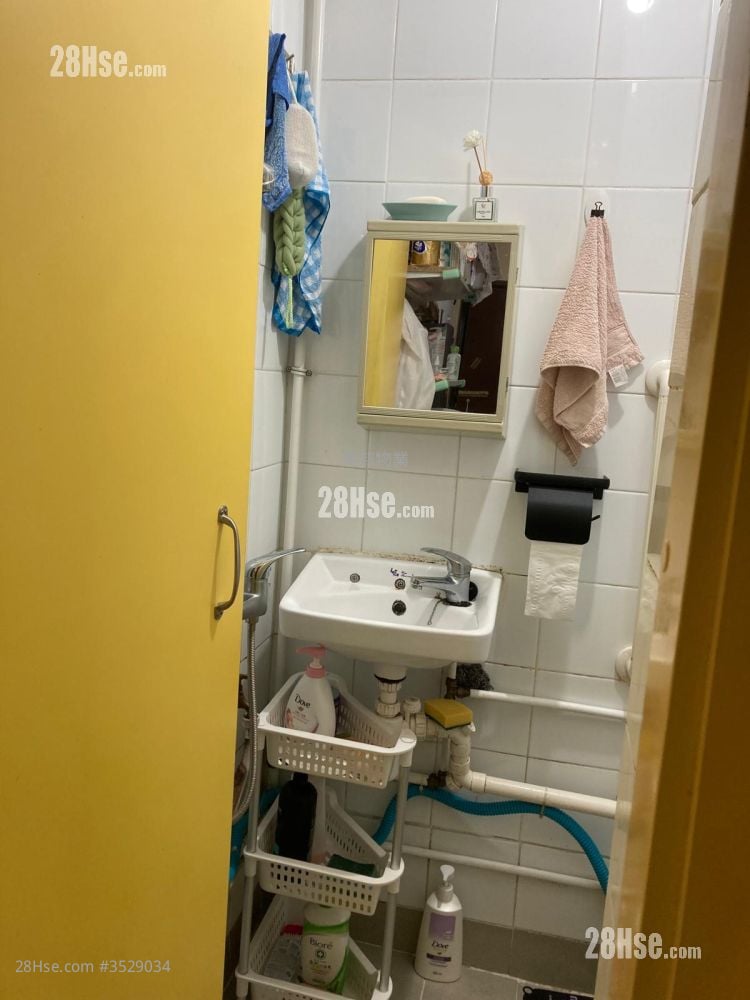 Wan Tau Tong Estate Sell 1 Bathroom 154 ft²