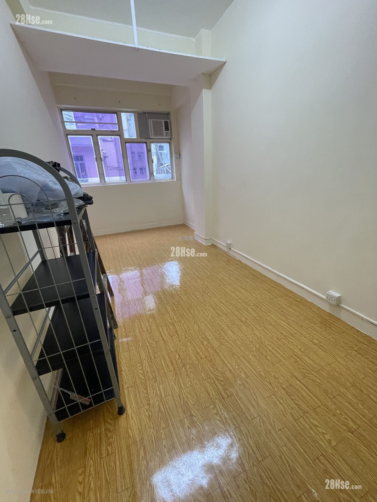 Apartment Rental 200 ft² Apartment Rental 200 ft²
