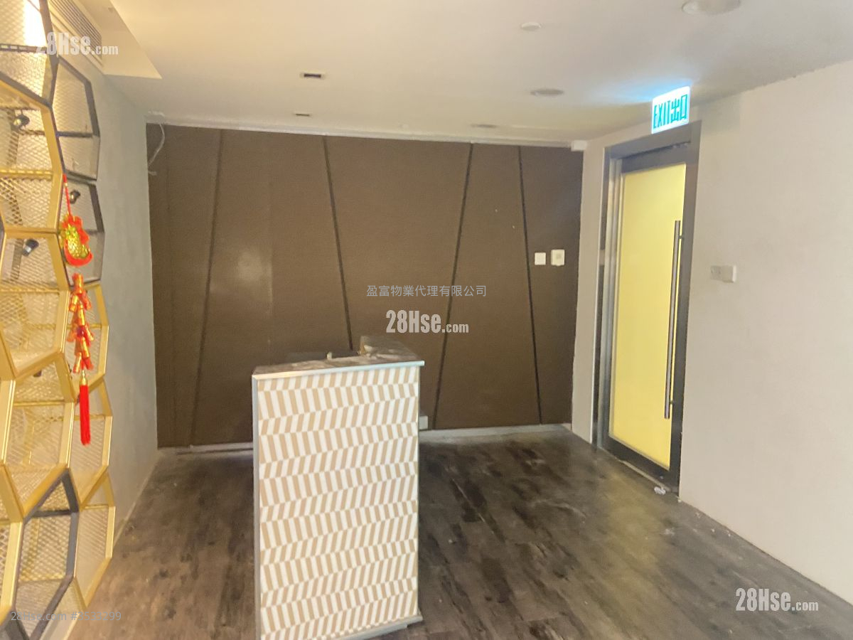 Pan Asia Centre Rental 4 Bedrooms , 2 Toilets Pan Asia Centre Rental 4 Bedrooms , 2 Toilets