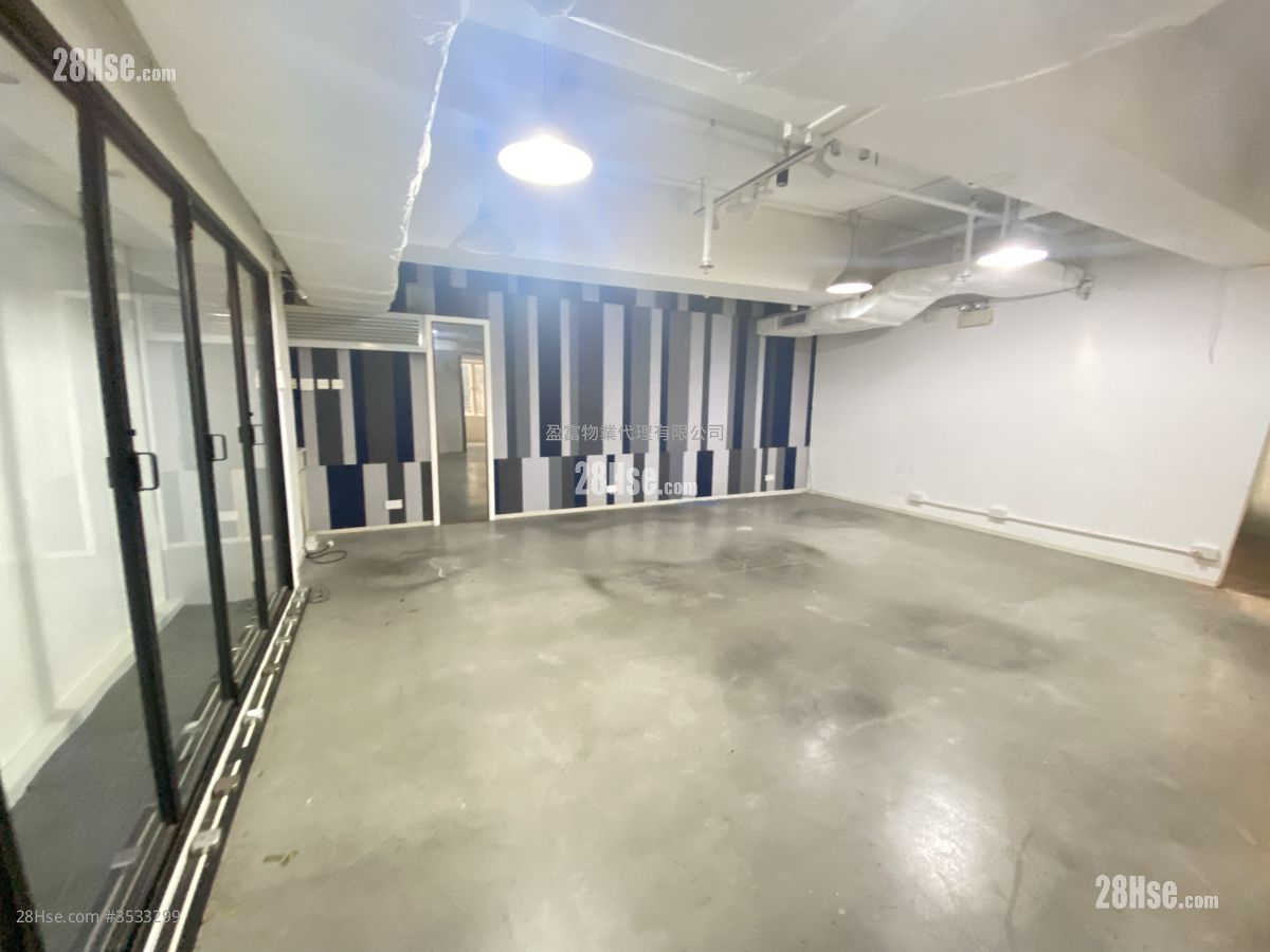 Pan Asia Centre Rental 4 Bedrooms , 2 Toilets Pan Asia Centre Rental 4 Bedrooms , 2 Toilets