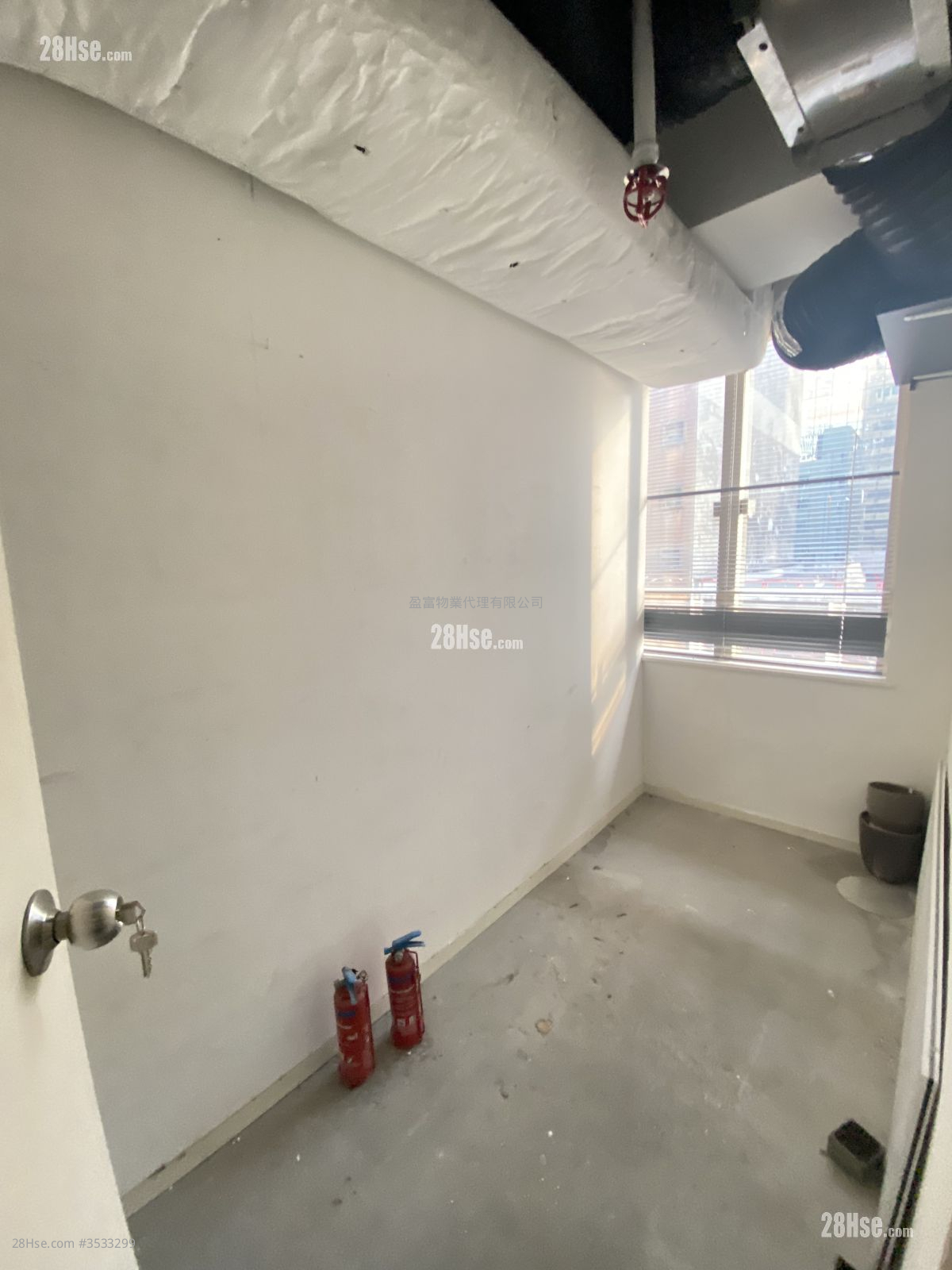 Pan Asia Centre Rental 4 Bedrooms , 2 Toilets Pan Asia Centre Rental 4 Bedrooms , 2 Toilets