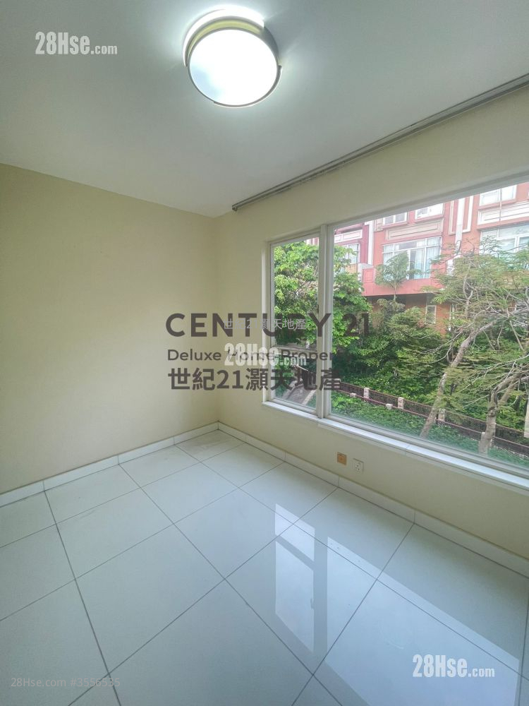 比華利山別墅 租盤 5+ 房 , 2 浴室 1,597 平方呎 比華利山別墅 租盤 5+ 房 , 2 浴室 1,597 平方呎