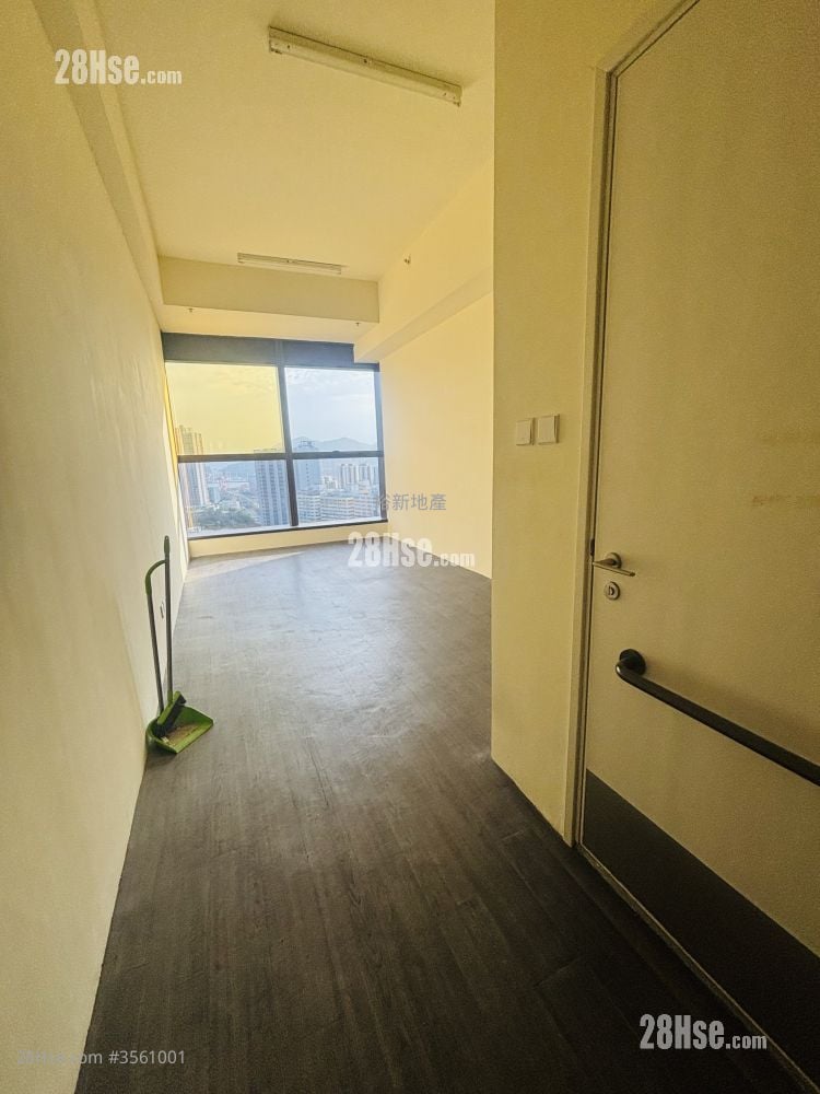 iPLACE 租盤