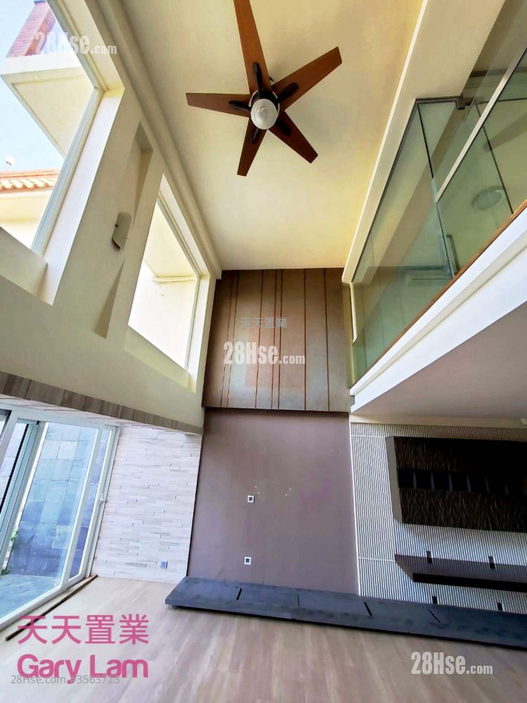 Silver Strand Lodge Rental 3 Bedrooms , 3 Bathrooms 1,893 ft² Silver Strand Lodge Rental 3 Bedrooms , 3 Bathrooms 1,893 ft²