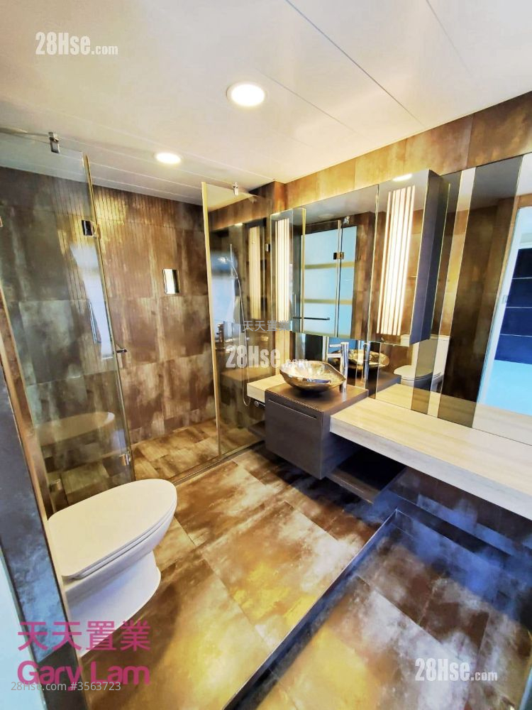 Silver Strand Lodge Rental 3 Bedrooms , 3 Bathrooms 1,893 ft² Silver Strand Lodge Rental 3 Bedrooms , 3 Bathrooms 1,893 ft²