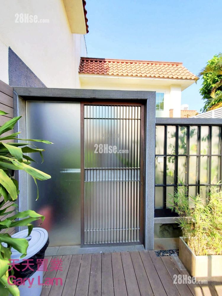 Silver Strand Lodge Rental 3 Bedrooms , 3 Bathrooms 1,893 ft² Silver Strand Lodge Rental 3 Bedrooms , 3 Bathrooms 1,893 ft²