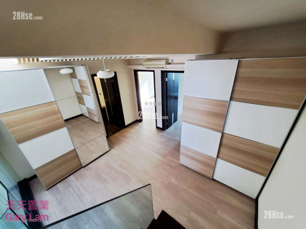 Silver Strand Lodge Rental 3 Bedrooms , 3 Bathrooms 1,893 ft² Silver Strand Lodge Rental 3 Bedrooms , 3 Bathrooms 1,893 ft²