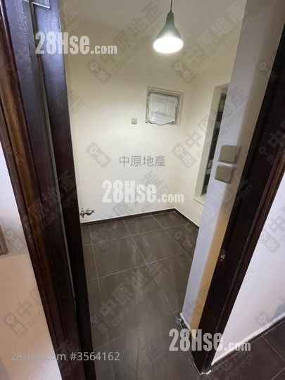 屯門市廣場 售盤 2 房 , 1 浴室 325 平方呎 屯門市廣場 售盤 2 房 , 1 浴室 325 平方呎